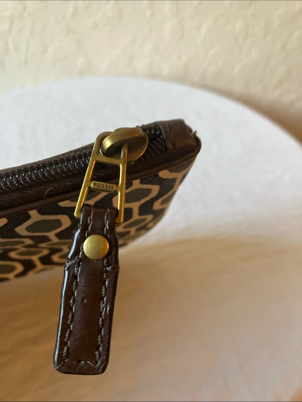 Fossil: Geometric Pattern Clutch/Wallet - Picture 3 of 10